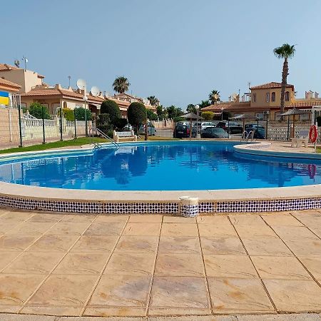 Maison Climatisee Avec Solarium, Wifi Et Piscine Dehesa de Campoamor  Luaran gambar